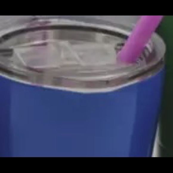 Kids 8.5oz tumblers - Picture 2 of 4